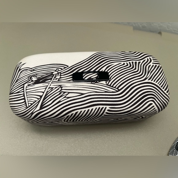 Oakley Stanley Donwood Jupiter Sunglasses - Picture 7 of 11